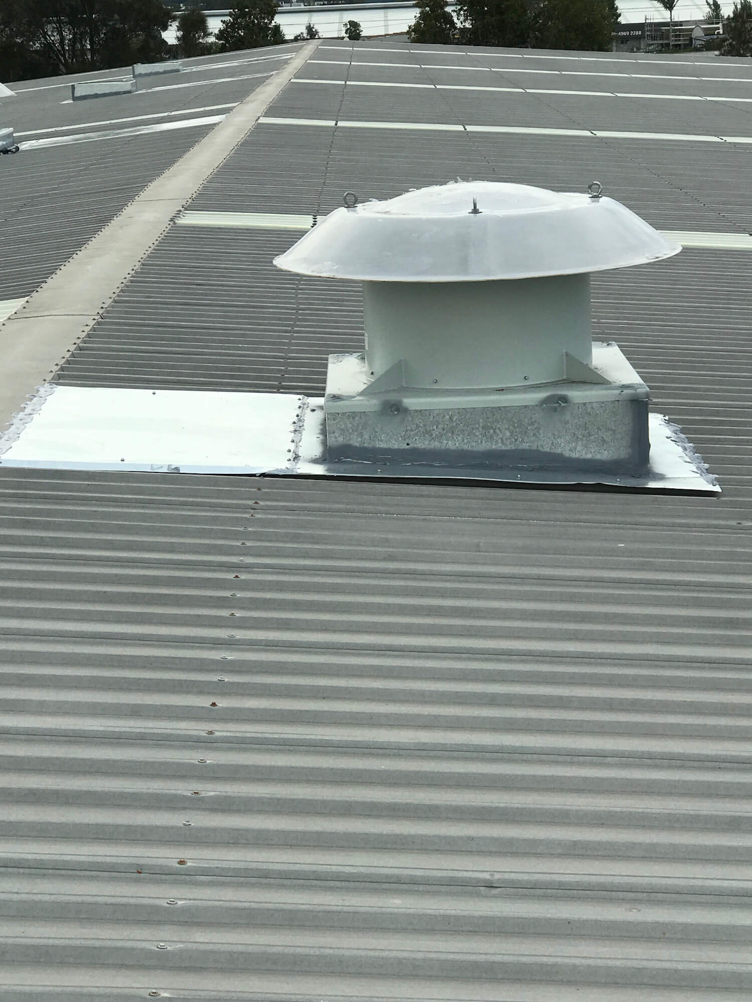Give Stale Air The Boot With Industrial Roof Exhaust Fans / Fanmaster